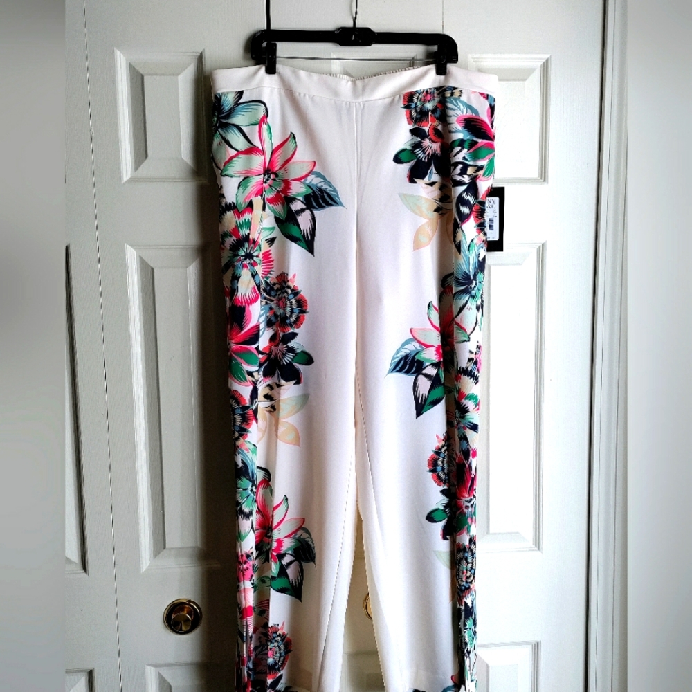 Floral Print Women's Pants